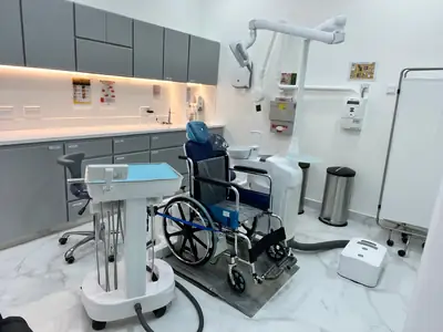Accessible dental treatment room at the Al Raha branch